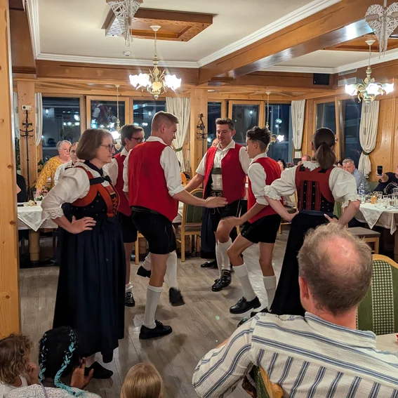 100-Tiroler Abend.jpg