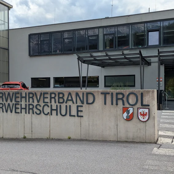 21-LFS Tirol.jpg